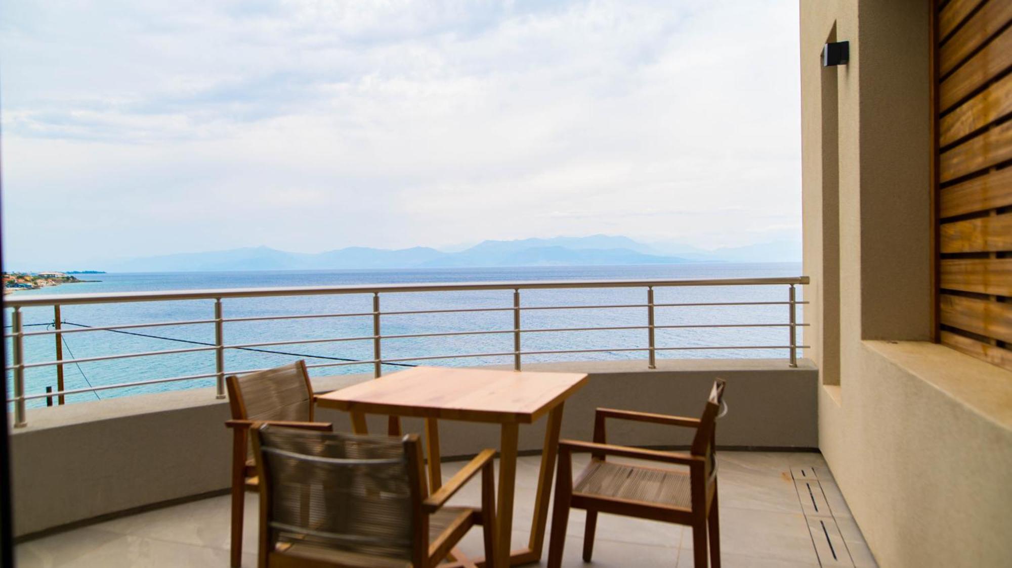 Alissachni Seaside Hotel Derveni Luaran gambar
