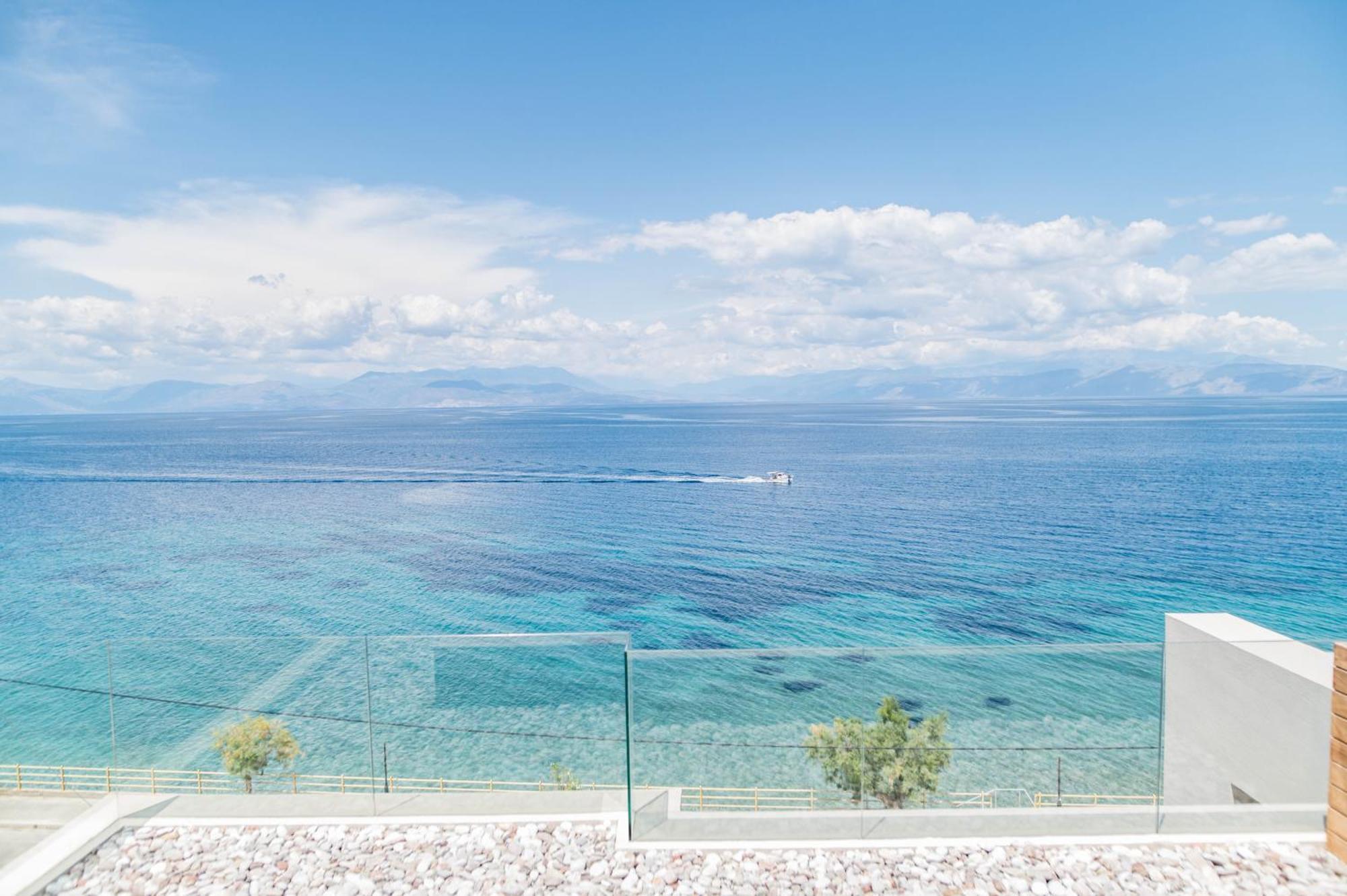 Alissachni Seaside Hotel Derveni Luaran gambar